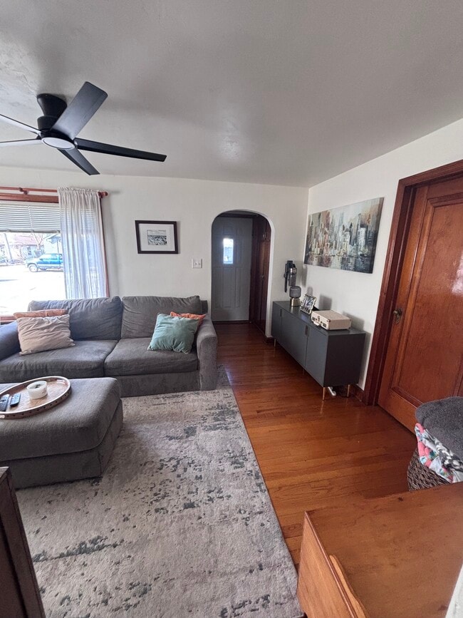 Photo - 223 S Washington St