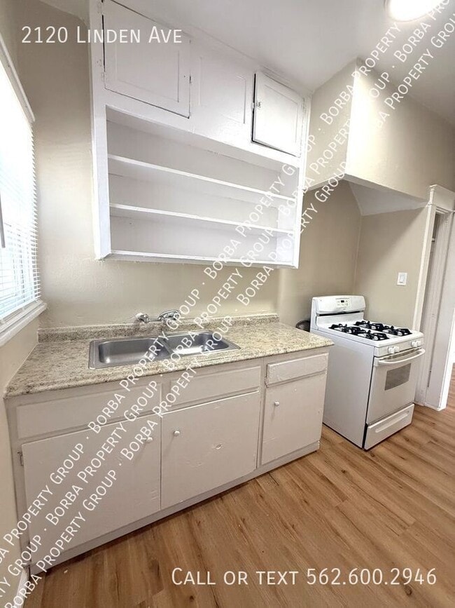 Building Photo - 2120 Linden Ave Rental
