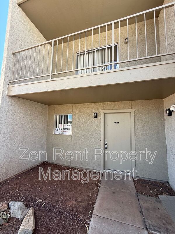 Photo - 2843 E Marconi Ave Unidad Marconi 2843 #103