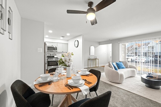 Waters Edge - Waterside Apartments