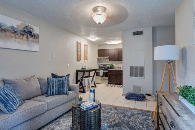 Photo - Villa West Apartments