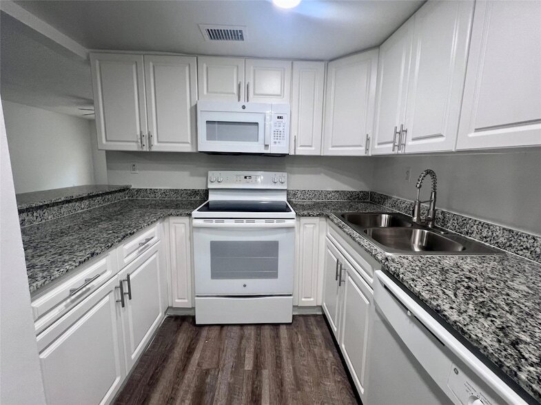 Photo - 17350 NW 68th Ave