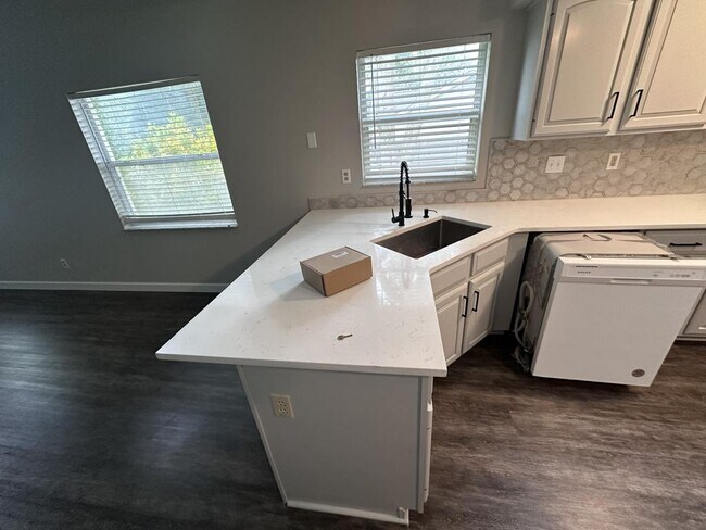 Photo - 8722 Village Green Blvd