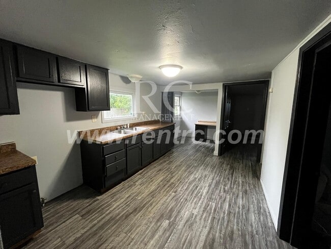 Photo - 2609 Cannon-