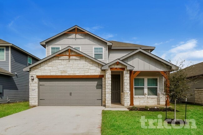 Building Photo - 13657 Paxton Blvd