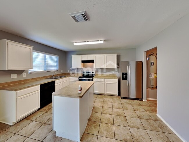 2203 Shady Birch Dr