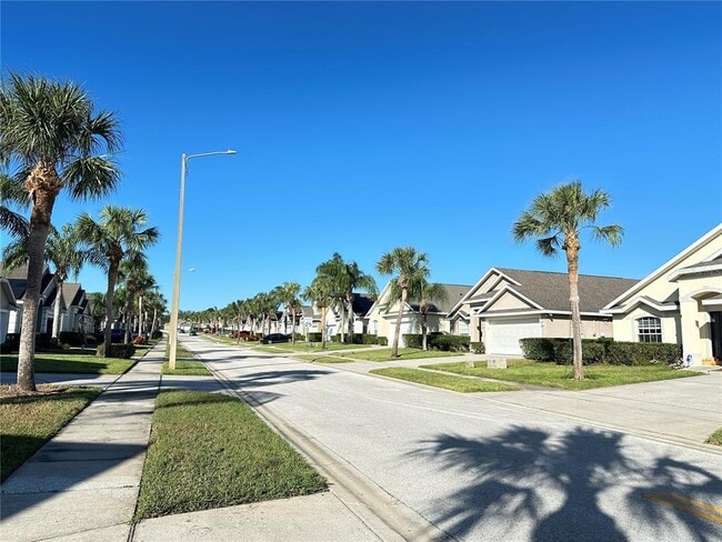 Photo - 16724 Rolling Green Dr