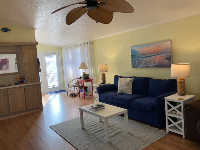 Photo - 2078 Nettles Blvd