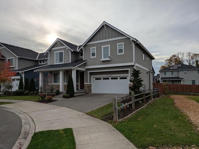 Building Photo - 27333 15th Ct S