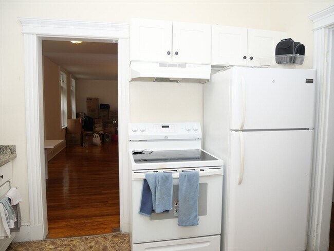 Photo - 231 St Paul St Unit 2