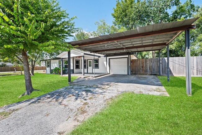 Photo - 2222 Peppermill Rd