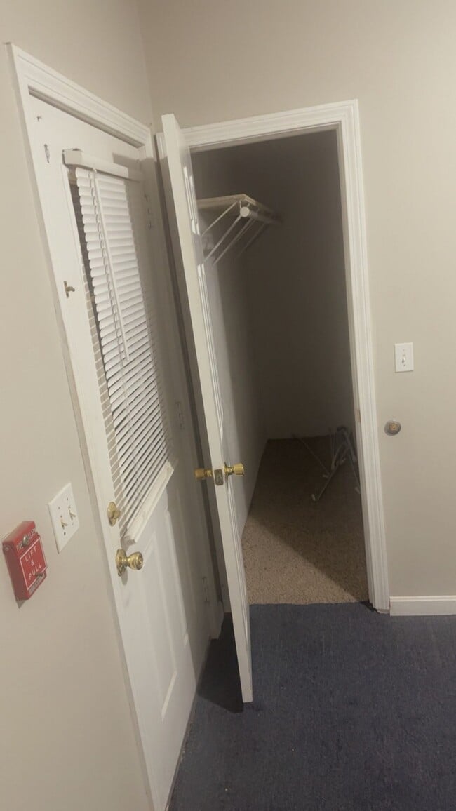 Photo - 240 S Main St Unit 1