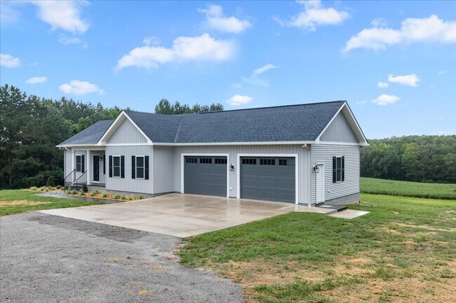 246 Magnolia Dr