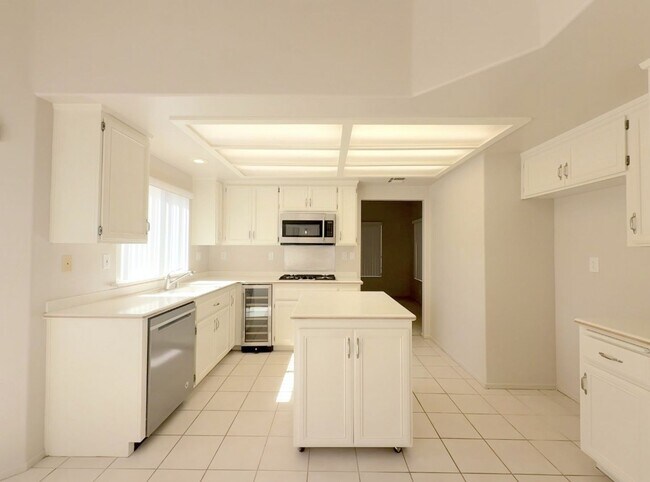 Photo - AVAILABLE NOW  ! LOVELY 3 Bedroom/ 2 Bathroom Home in Laguna De La Paz!****MOVE IN SPECIAL! 50% O...
