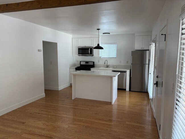 3232 Verdugo Rd Unit 3238 1/2