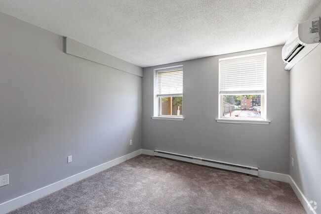 2BR, 2BA - 1,130SF - Bedroom