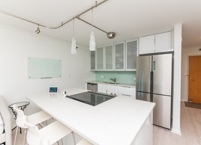 345 N La Salle Dr Unit 3107