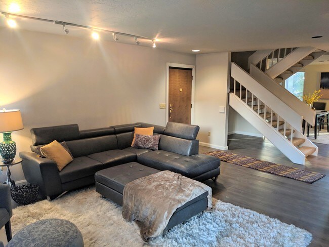 Photo - 600 NW 4th St