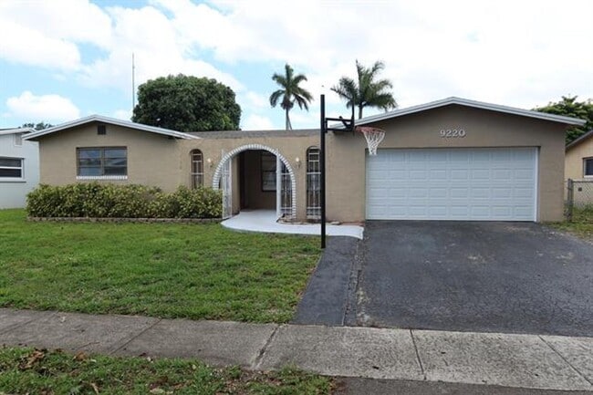 Photo - 9220 SW 56th St