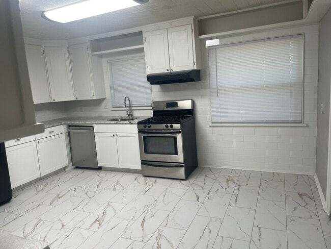 Photo - 704 S McDonald St