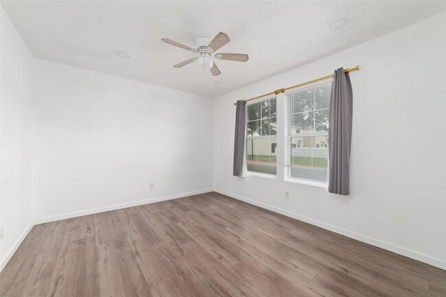 Photo - 10106 Farrell Dr