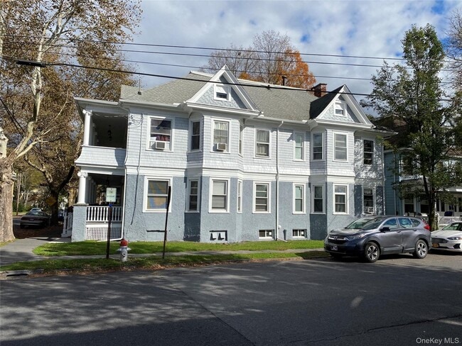Photo - 144 St James St Unit 2b