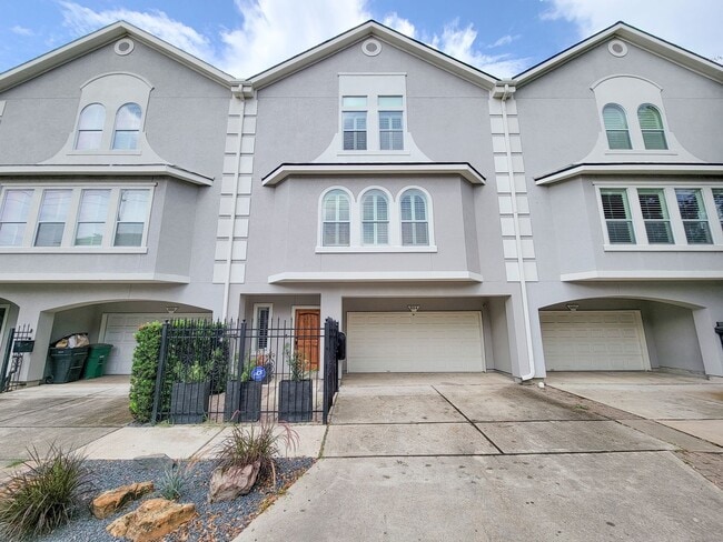 Building Photo - Charming Three Bedroom in Houston! Rental