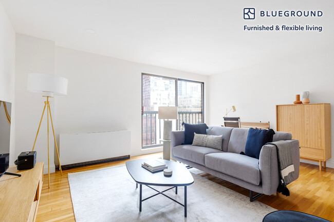 Building Photo - 123 E 54th St Rental
