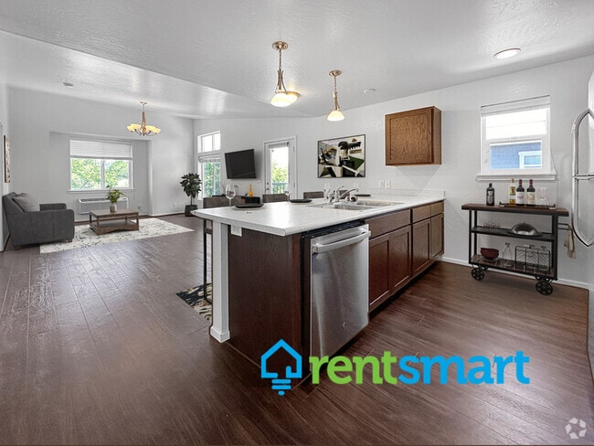 Building Photo - 2245 South Ave W Unit #201 Rental