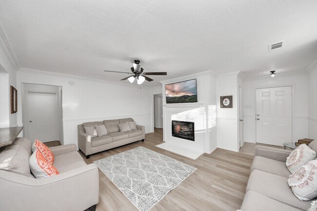 Photo - 20403 Blue Juniper Dr