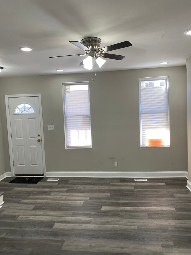 Building Photo - 3408 Elmora Ave