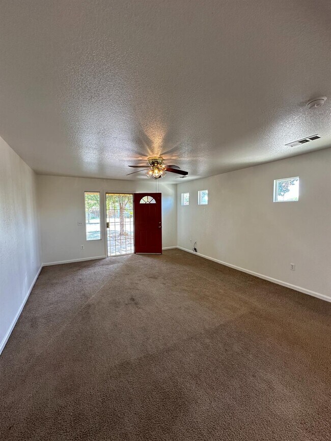 Photo - 2253 N San Pablo Ave