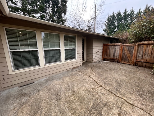 Photo - 6060 SW 170th Ave