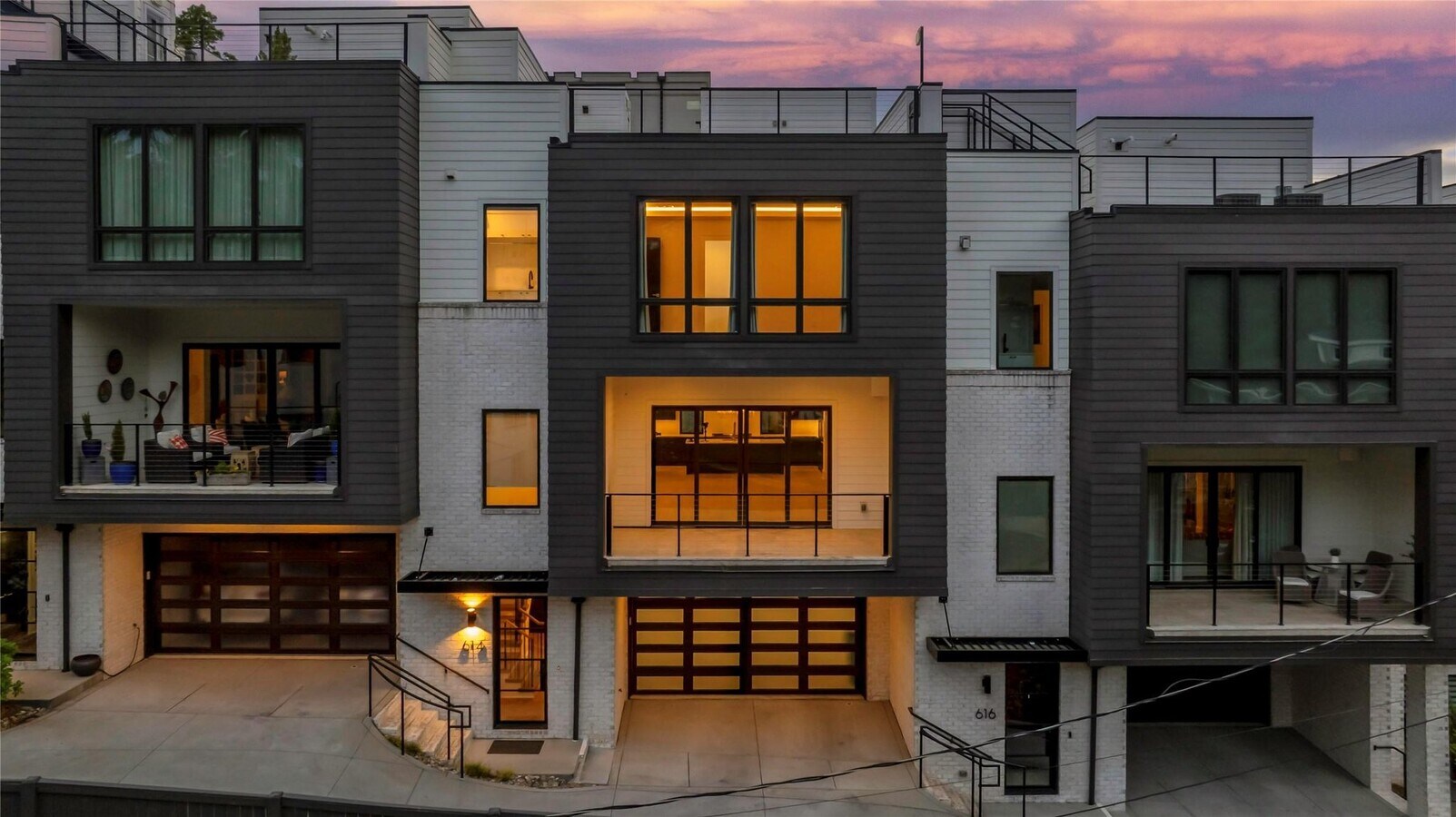 Photo - 614 Queens Rd