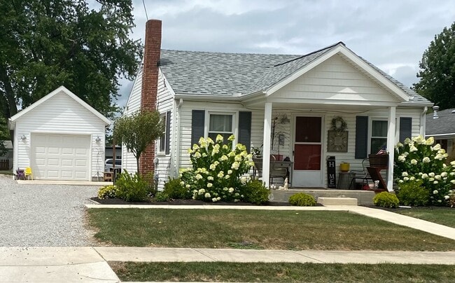 Building Photo - 603 Dearbaugh Ave Rental
