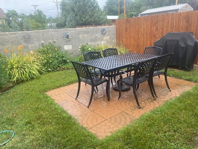 Photo - 444 E Montezuma Ave