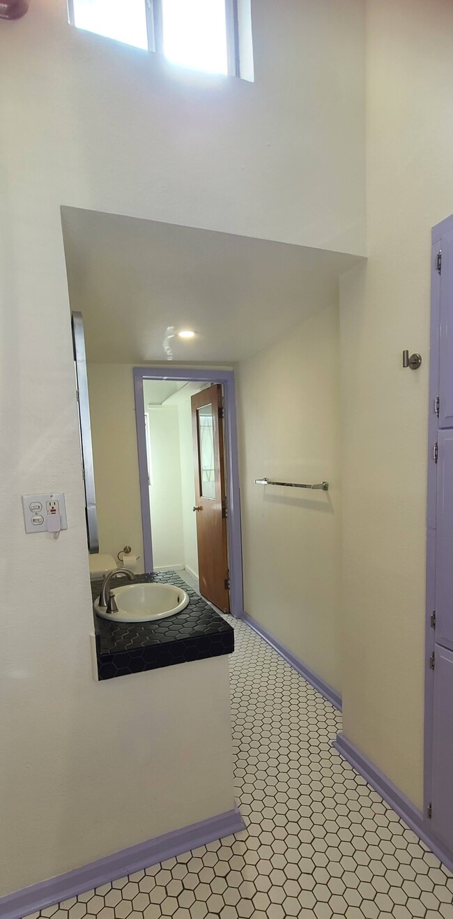 Photo - 817 Slate Ave NW Unit 817