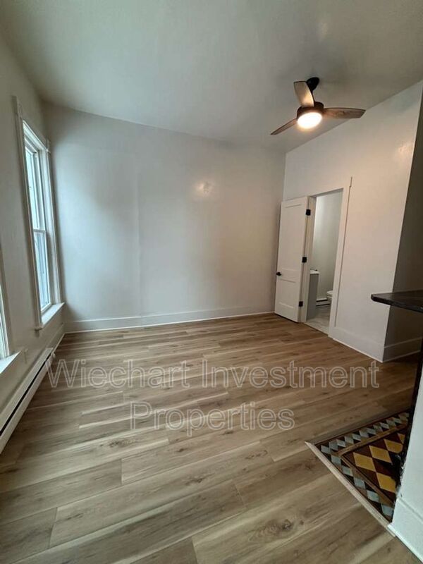 Photo - 307 E Auglaize St