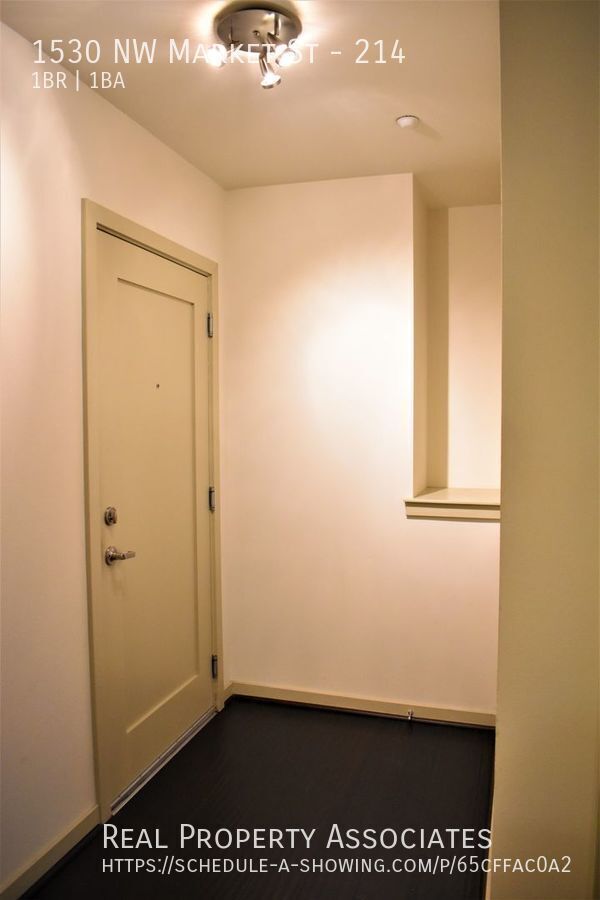 Photo - 1530 NW Market St