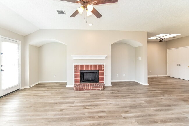 Photo - 4218 Baccarat Dr
