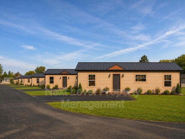 Building Photo - 111 E Cottonwood Dr
