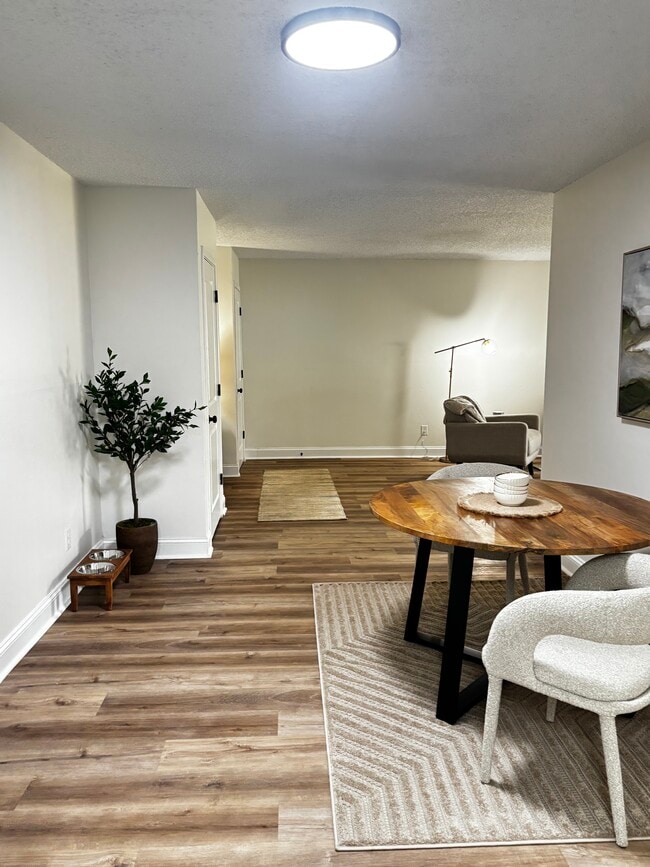 Brookhaven Apartments