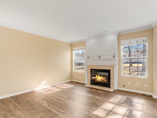 Photo - 2494 Stoughton Cir