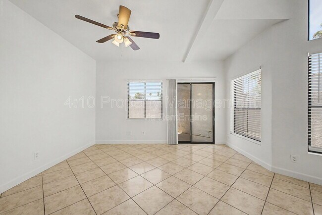 Photo - 280 S Elizabeth Way