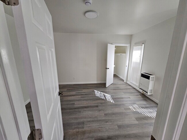 Photo - 4143 Jackson Ave