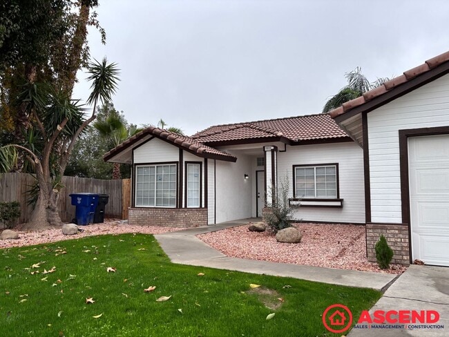 Photo - Beautiful 4 Bedroom Home In Rosedale!