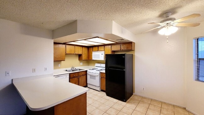 Photo - 825 Rock Springs Dr Unit #202