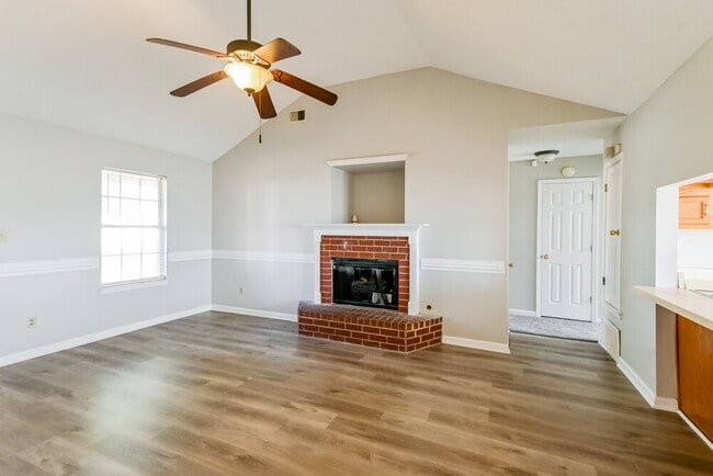 4185 Shadow Oaks Dr