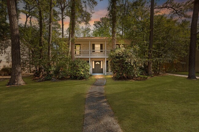 Photo - 3811 Woodbriar Dr