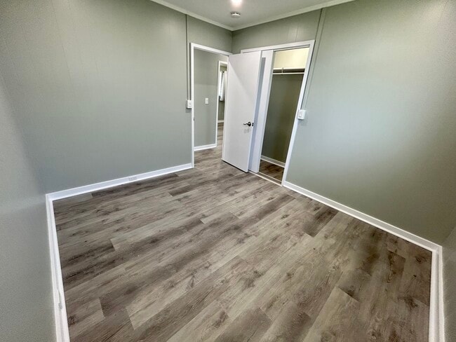 Photo - 2801 Peter St